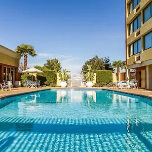 clarion-hotel.bestsacramentohotels.com/